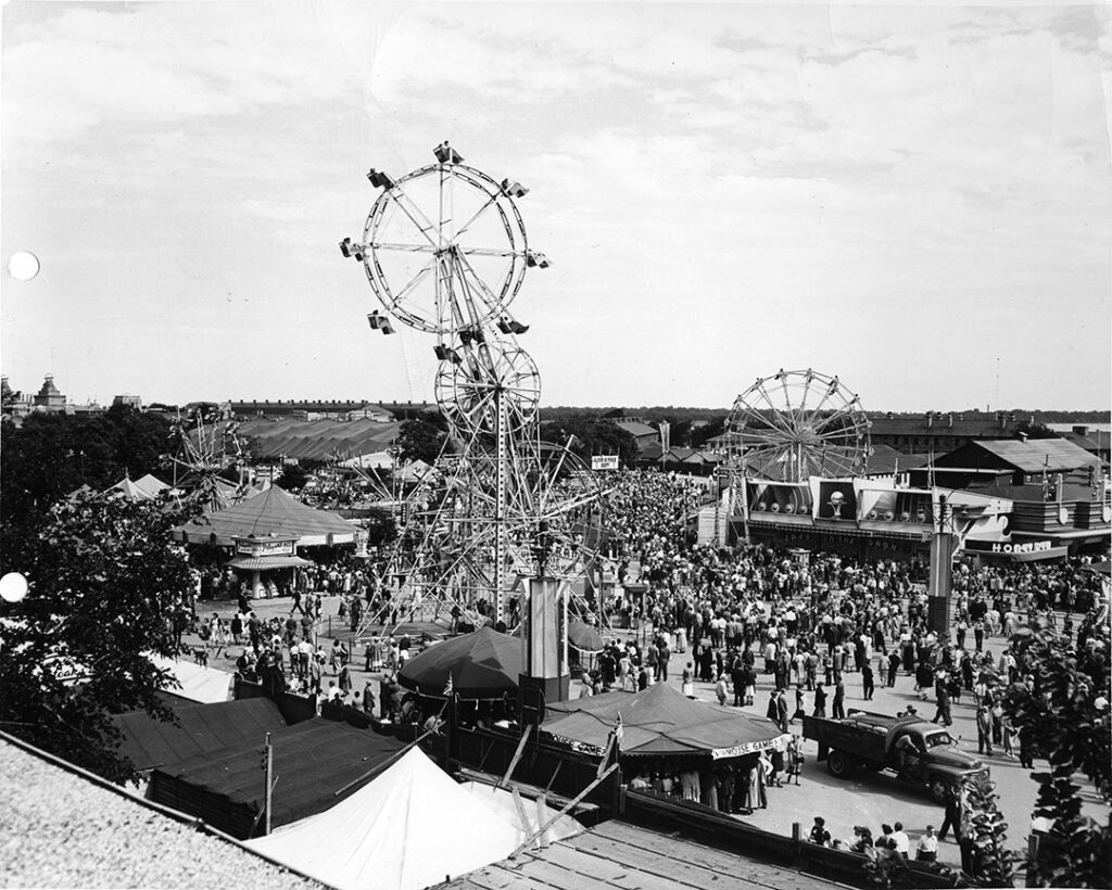 CNE Crowds on the Midway, 1930 – CNE Heritage